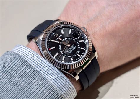 montre rolex sky dweller|Rolex Sky-Dweller 2023 price.